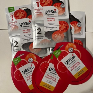 "Say Yes" Masks (3) / "Say Yes"  2-Step Nose Kit (3)‎ / NEW (home)